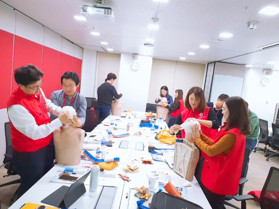 KakaoTalk_20191106_172437219_04.jpg