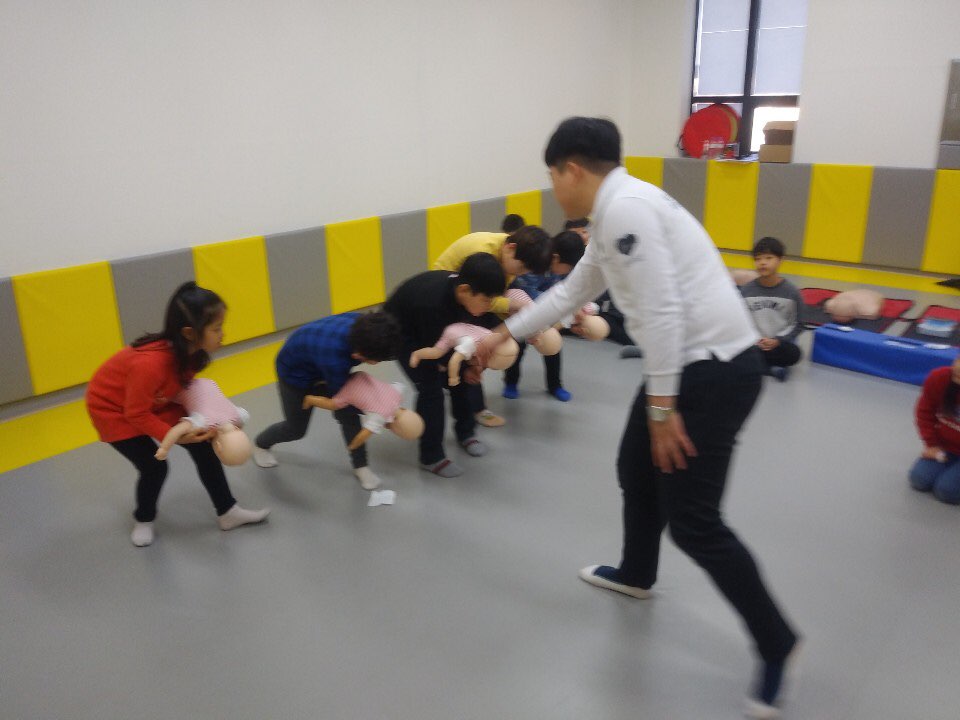 KakaoTalk_20190128_115847910_14.jpg